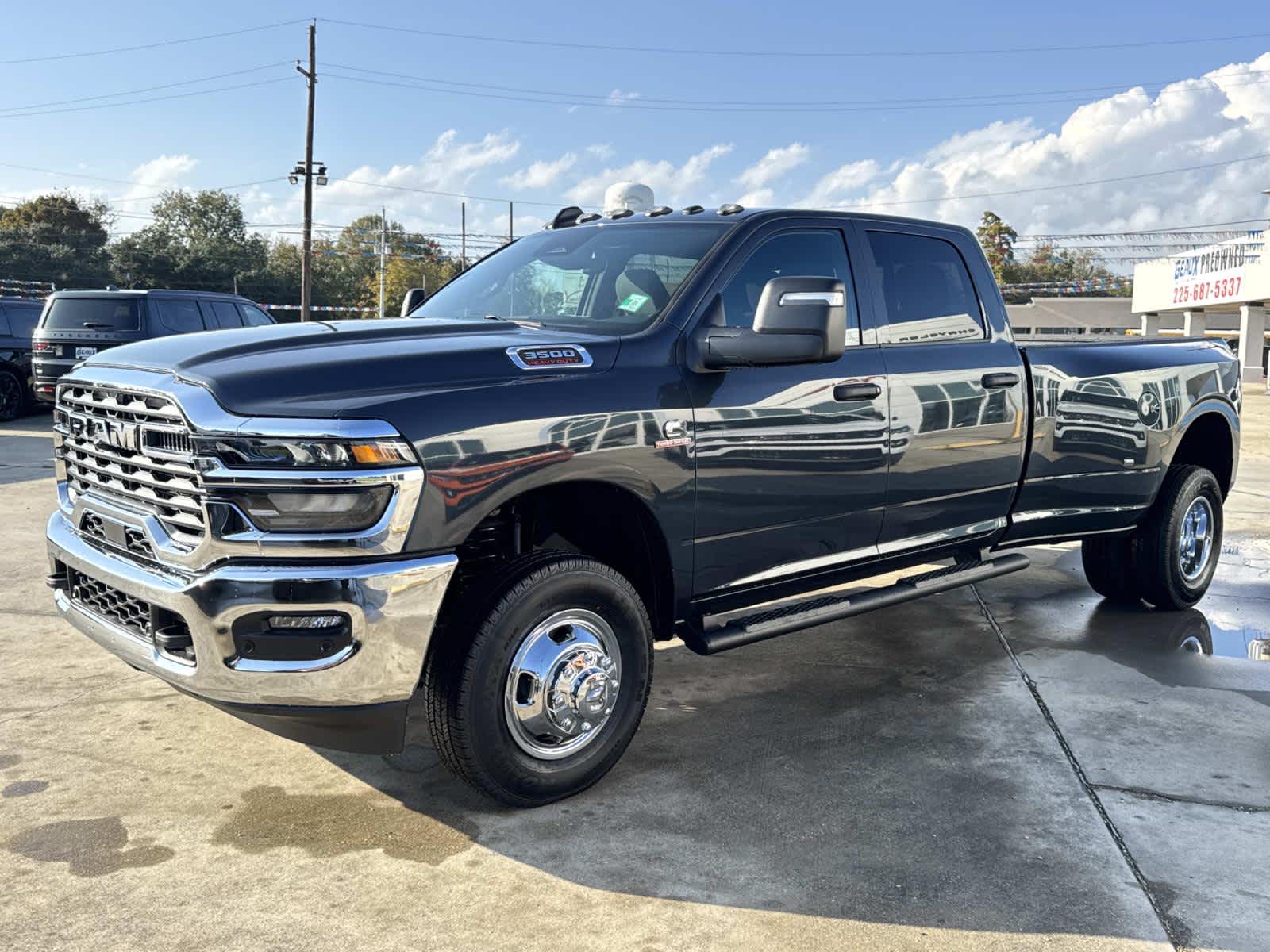 2026 Ram 3500 Tradesman photo 2