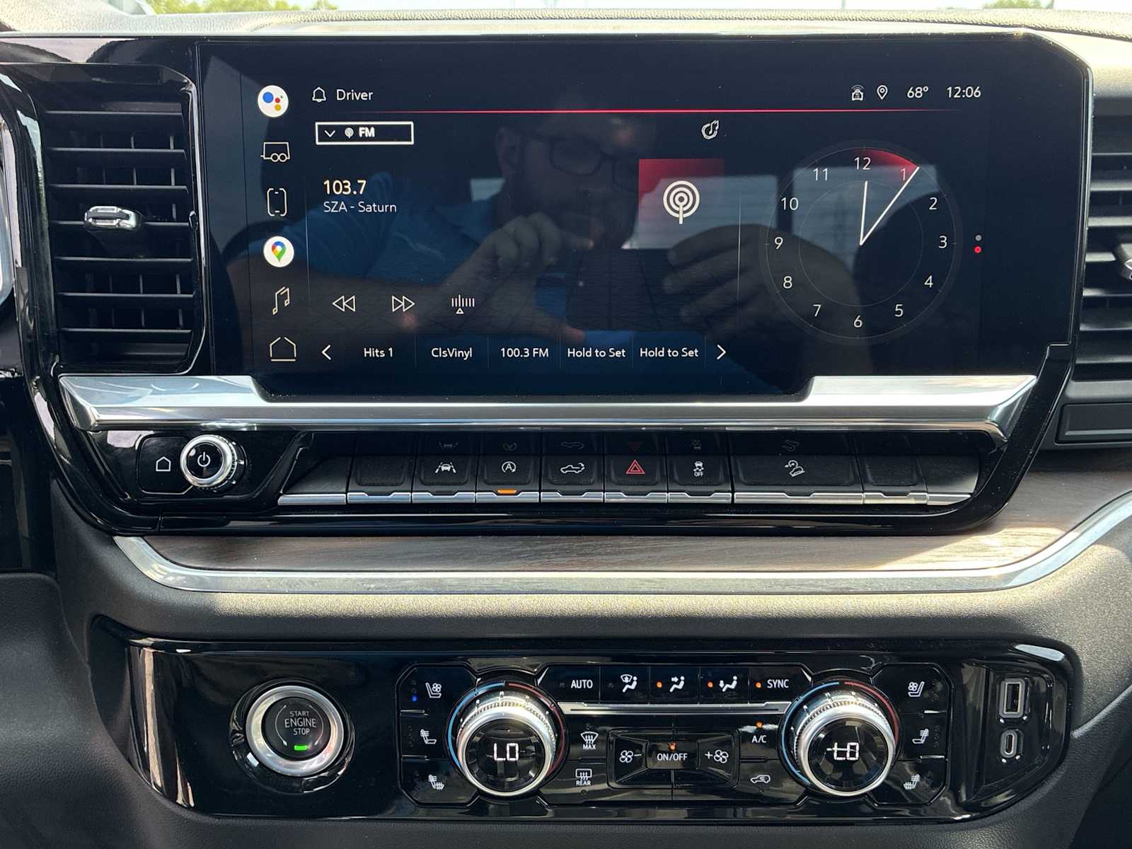 2022 Gmc Sierra 1500 SLT photo 13