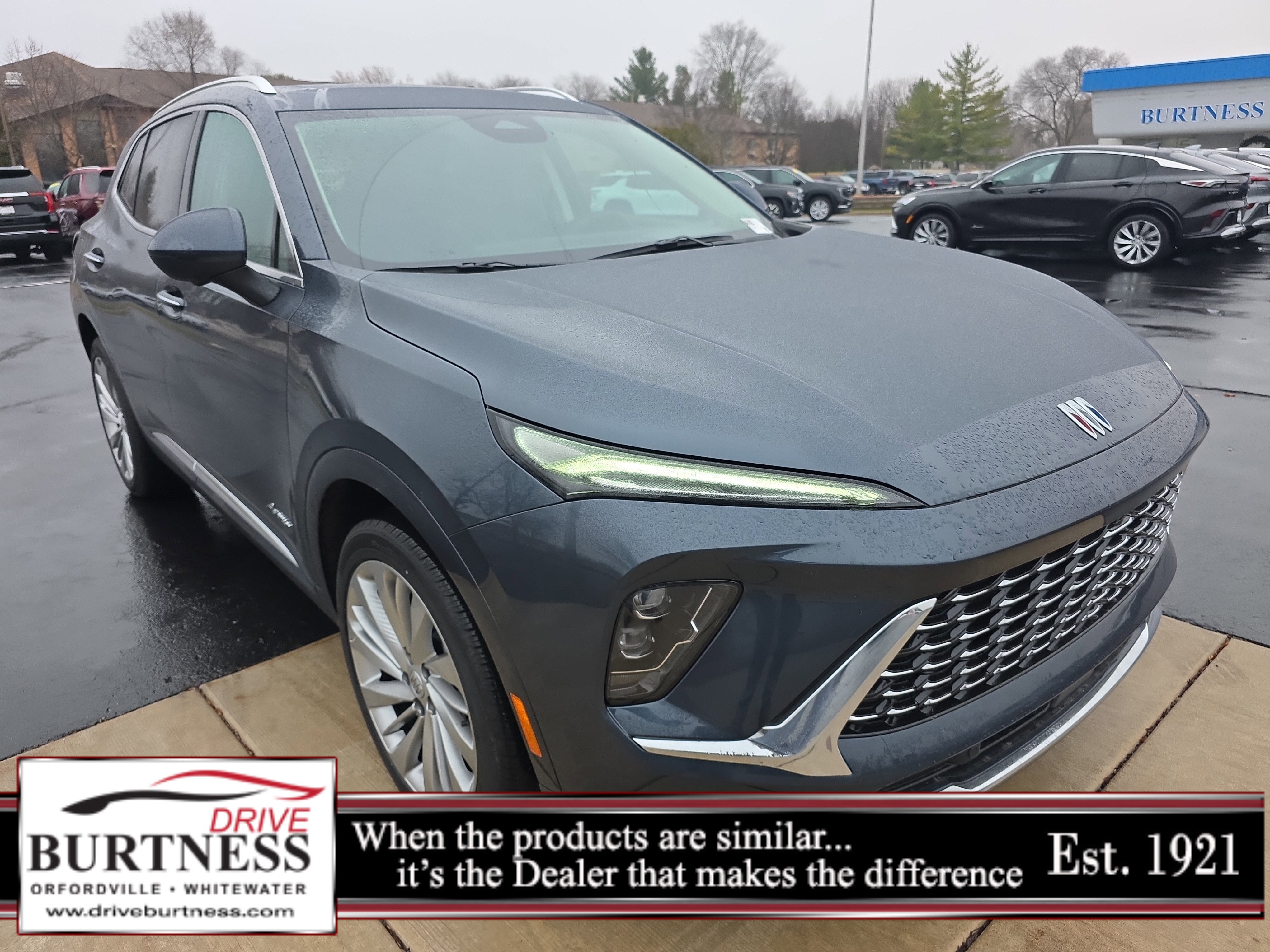 2026 Buick Envision Avenir's photo