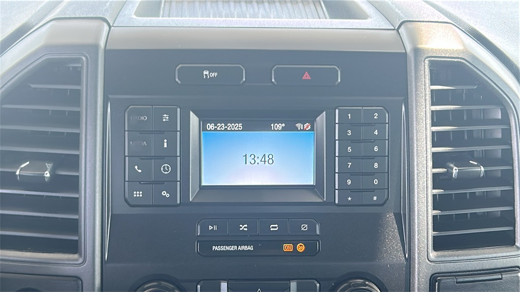 2021 Ford F-350 photo 11