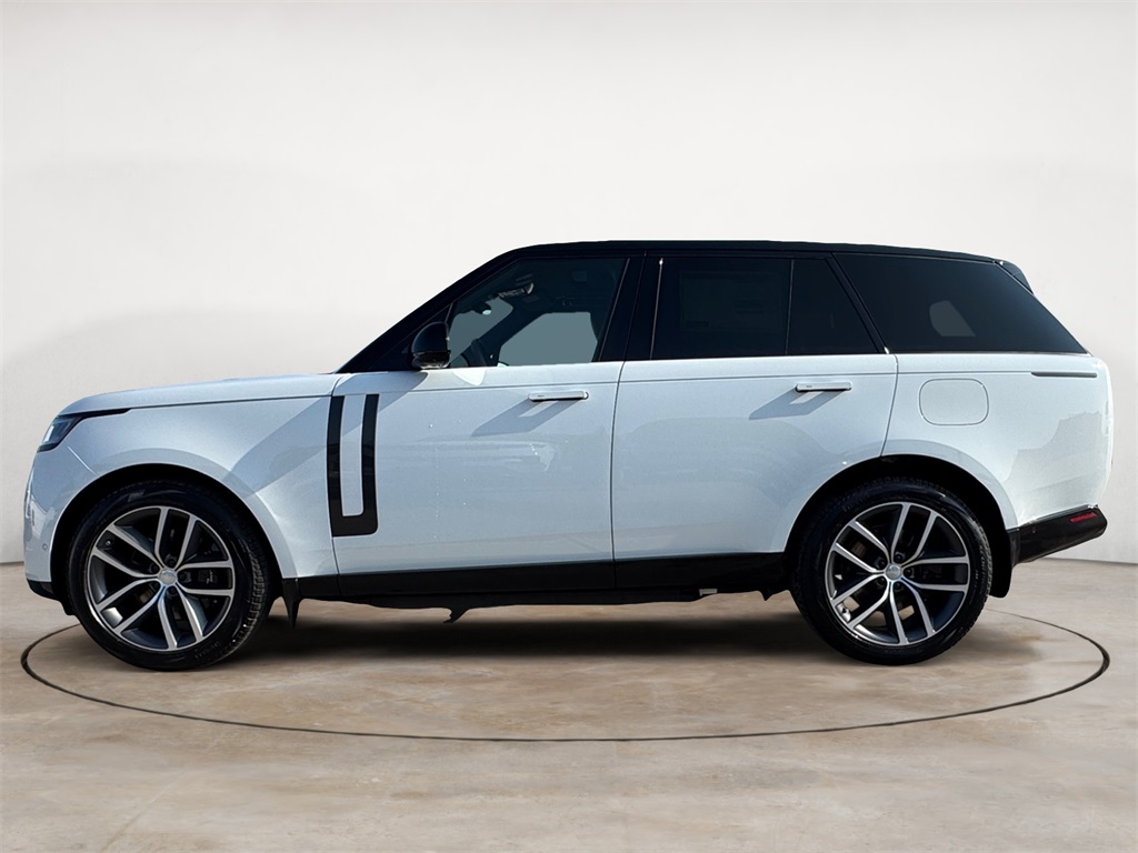 2025 Land Rover Range Rover SE photo 2