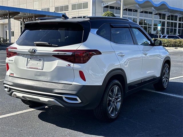 2021 Kia Seltos S photo 3