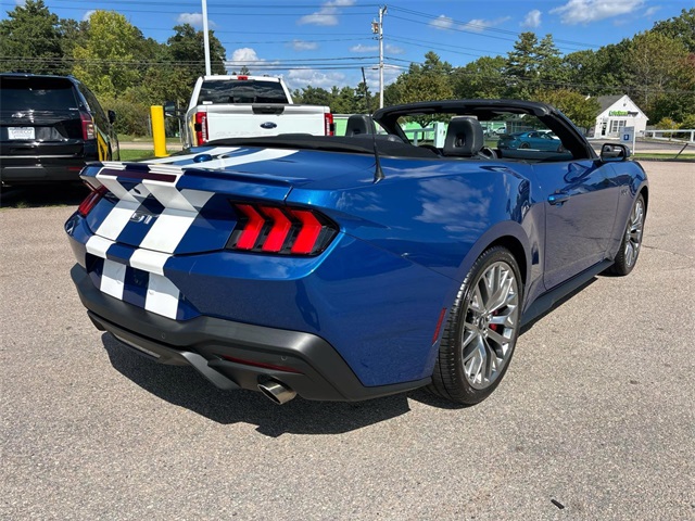 2024 Ford Mustang GT Premium photo 3