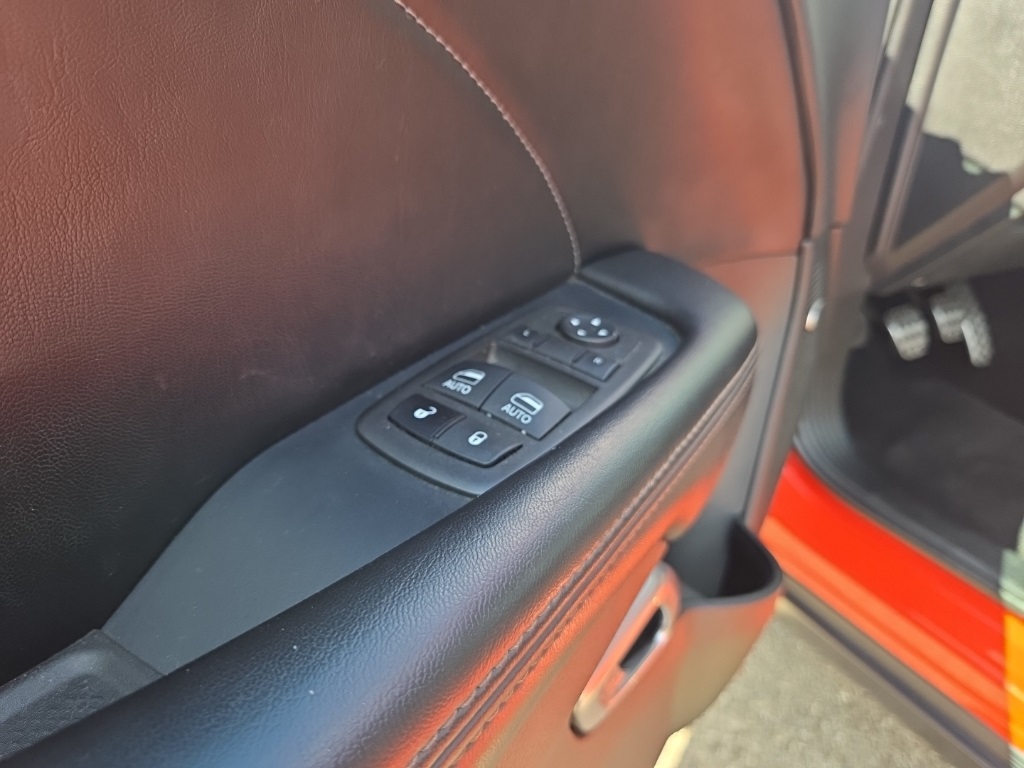2022 Dodge Challenger R/T photo 10