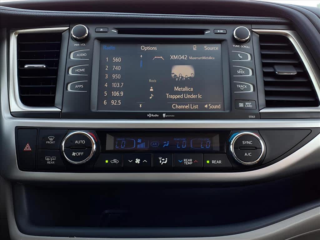 2014 Toyota RAV4 XLE photo 19
