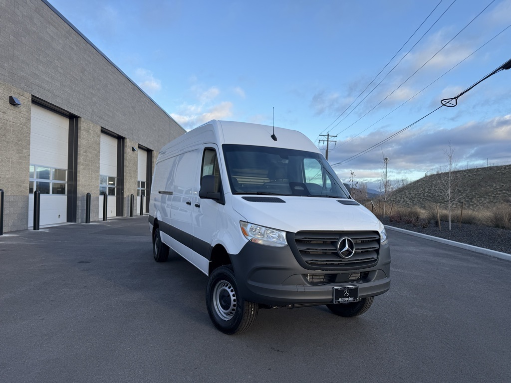 2026 Mercedes-Benz Sprinter Cargo Van Base's photo