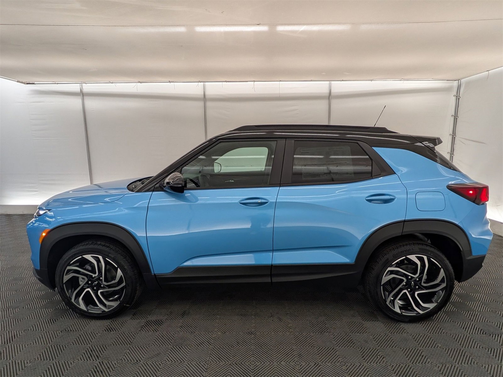 2026 Chevrolet Trailblazer RS photo 2