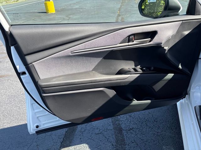 2025 Toyota Camry LE photo 10