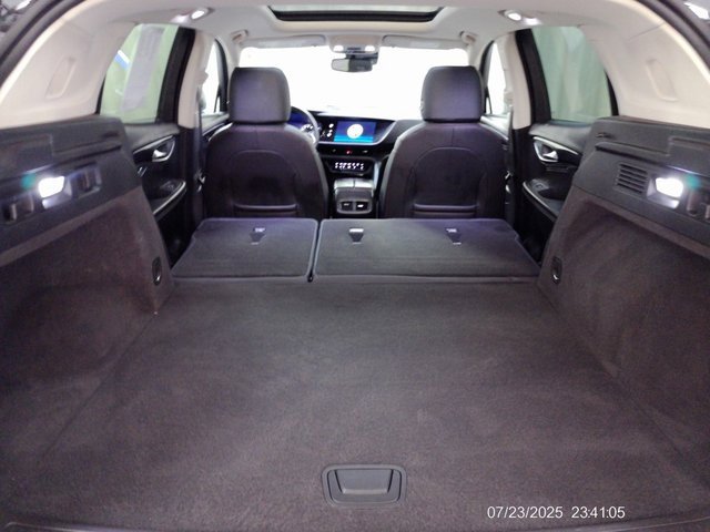 2023 Buick Envision Essence photo 19
