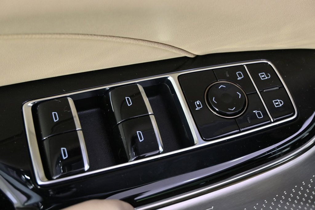 2025 Cadillac Lyriq Sport photo 14