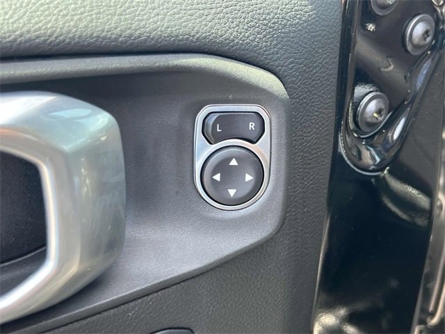 2022 Jeep Wrangler Unlimited Sahara 4xe photo 18
