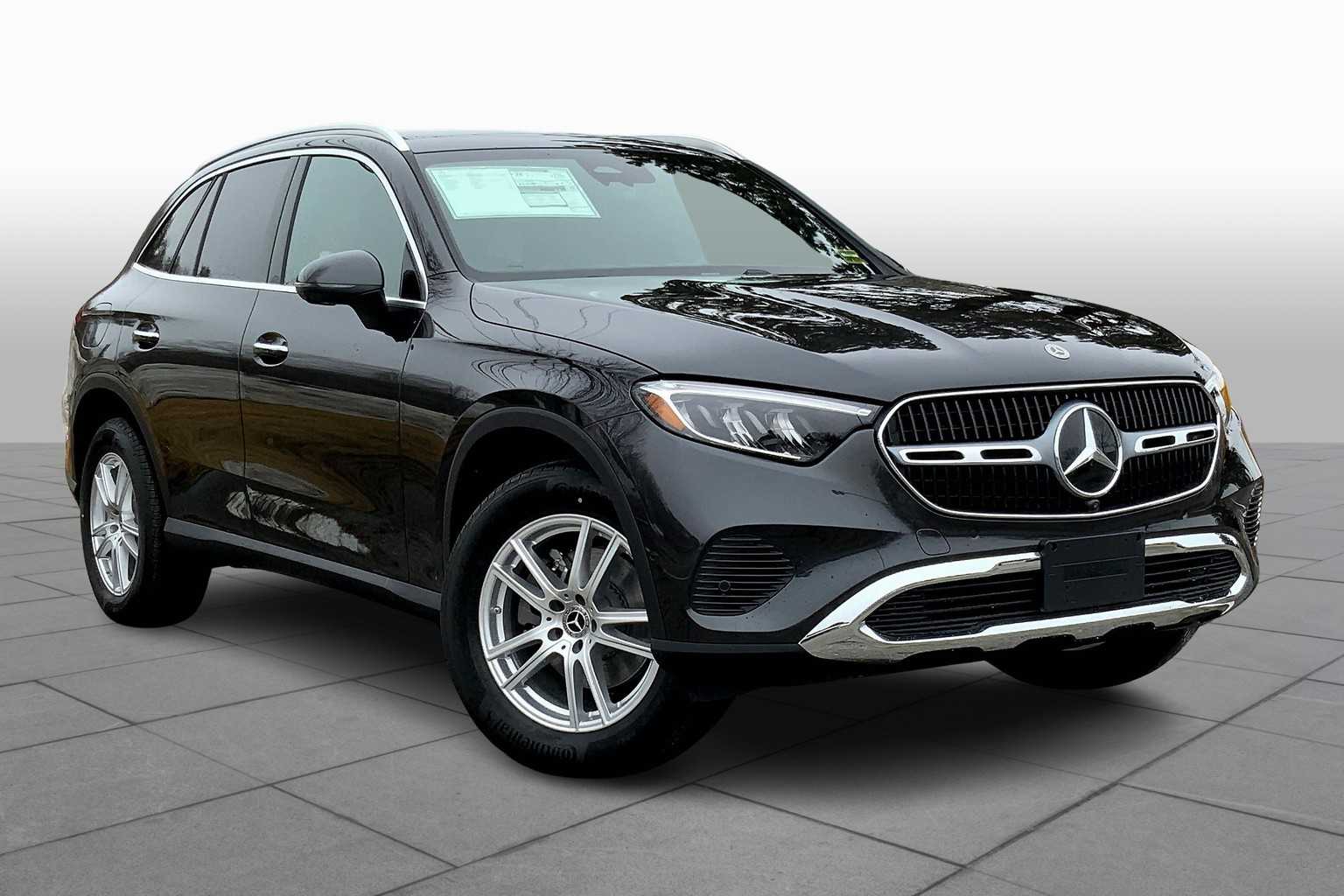 2025 Mercedes Benz GLC 300 4MATIC photo 2