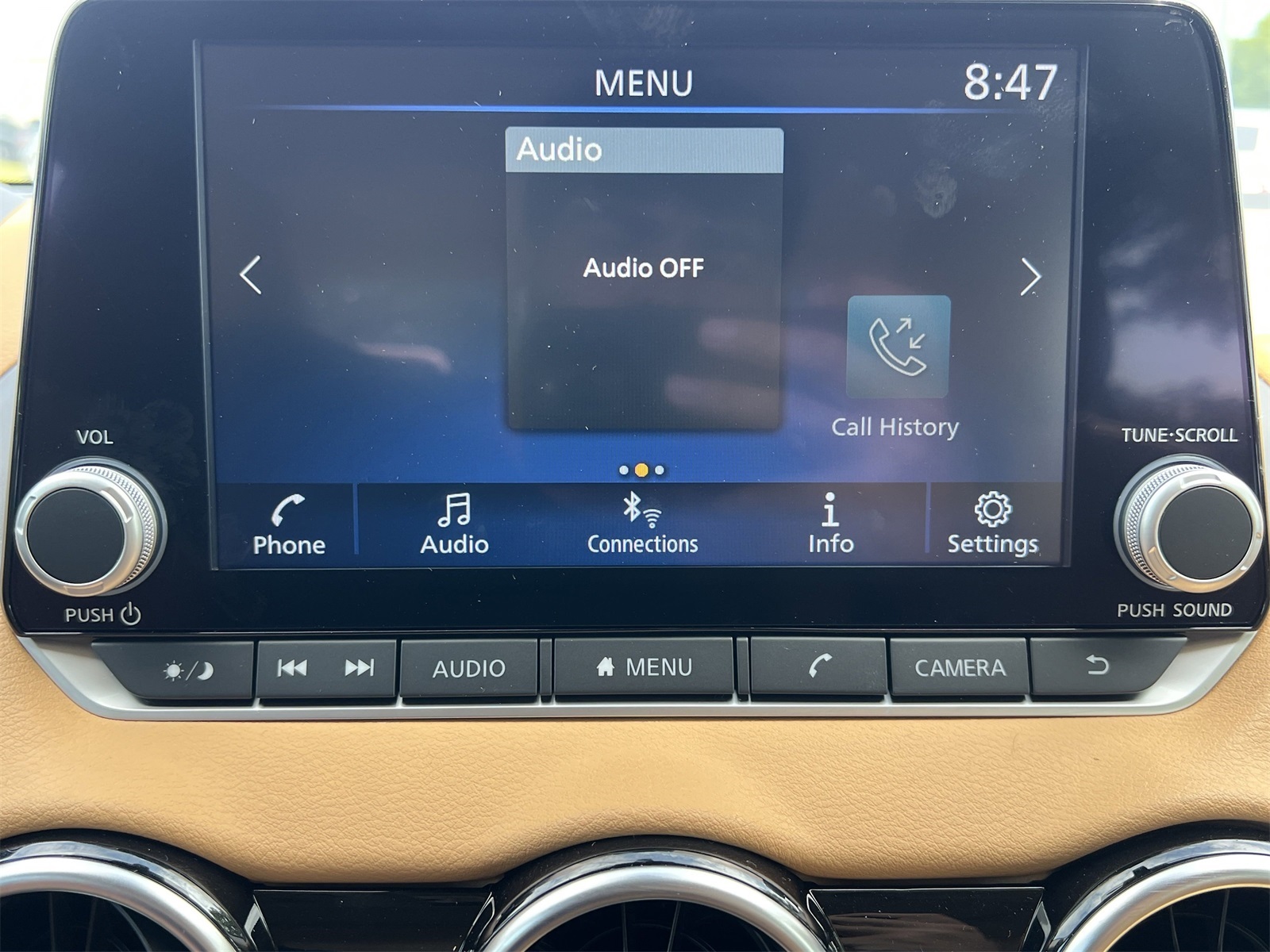 2025 Nissan Sentra SV photo 4