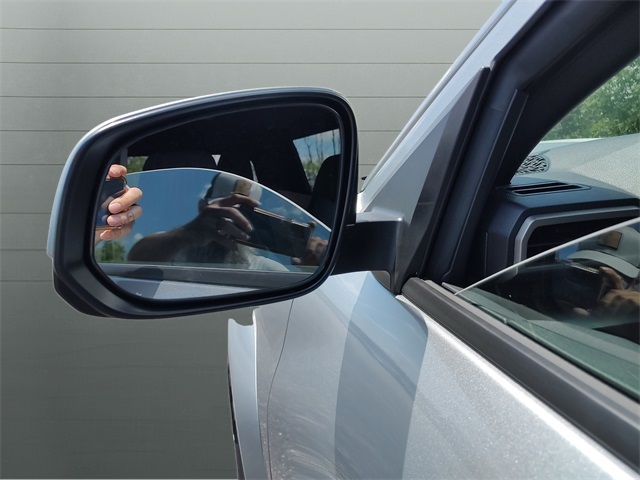 2025 Toyota Tacoma TRD Sport photo 14
