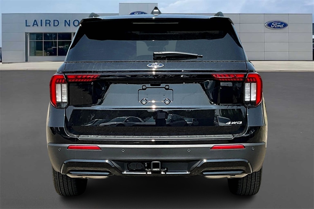 2025 Ford Explorer ST-Line photo 4
