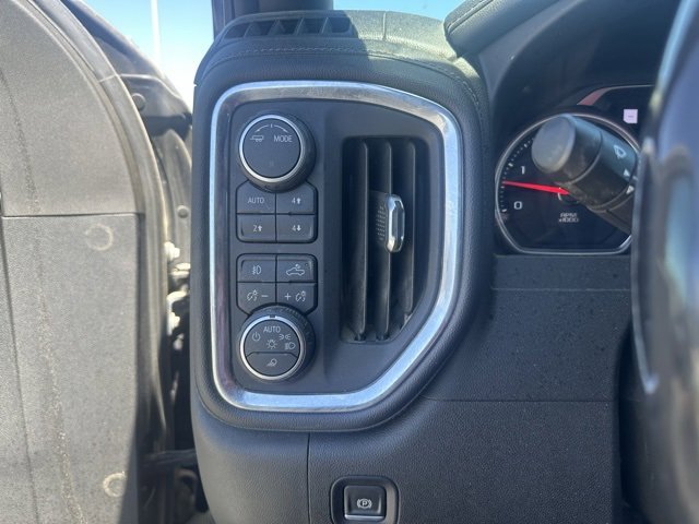 2022 Chevrolet Silverado 3500HD High Country photo 27