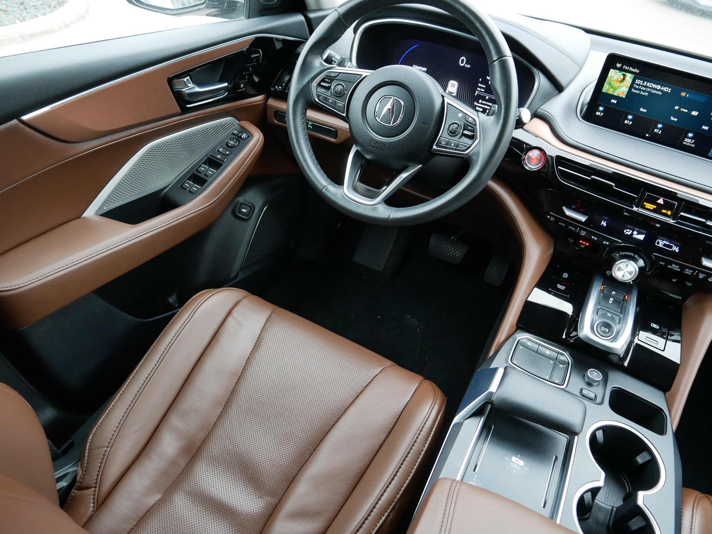 Image of Certified Pre-Owned 2024 Acura MDX w/Technology Package