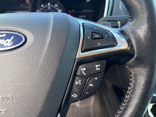 2019 Ford Fusion SE photo 20