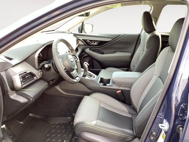 2025 Subaru Outback Onyx Edition photo 8
