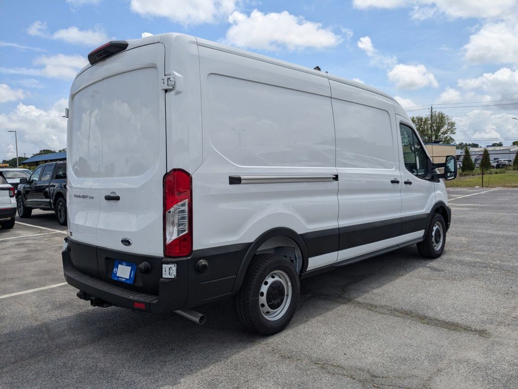 2025 Ford Transit photo 4