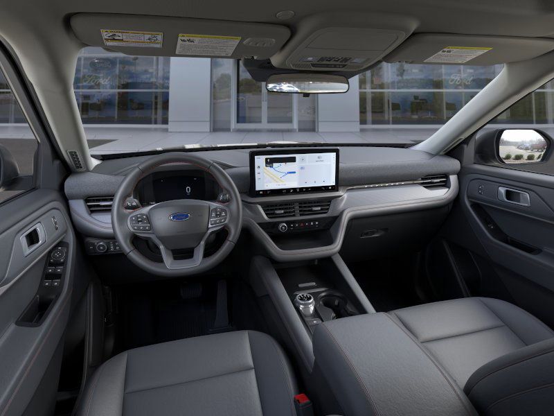 2025 Ford Explorer photo 6