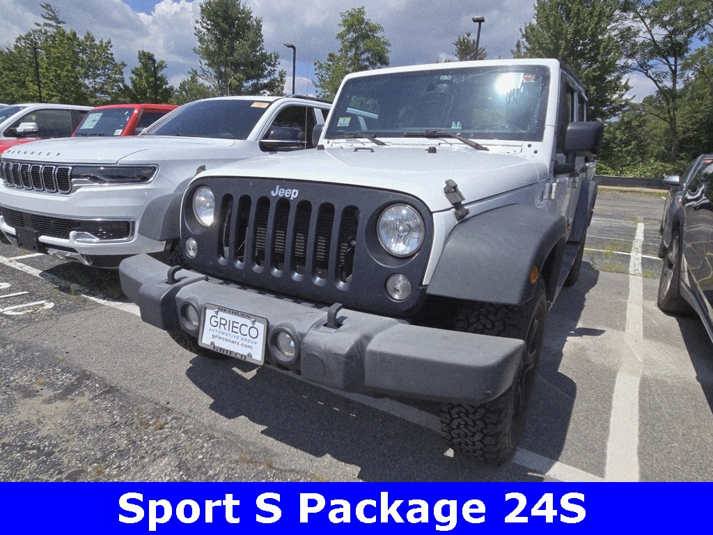 2017 Jeep Wrangler Unlimited Sport photo 3