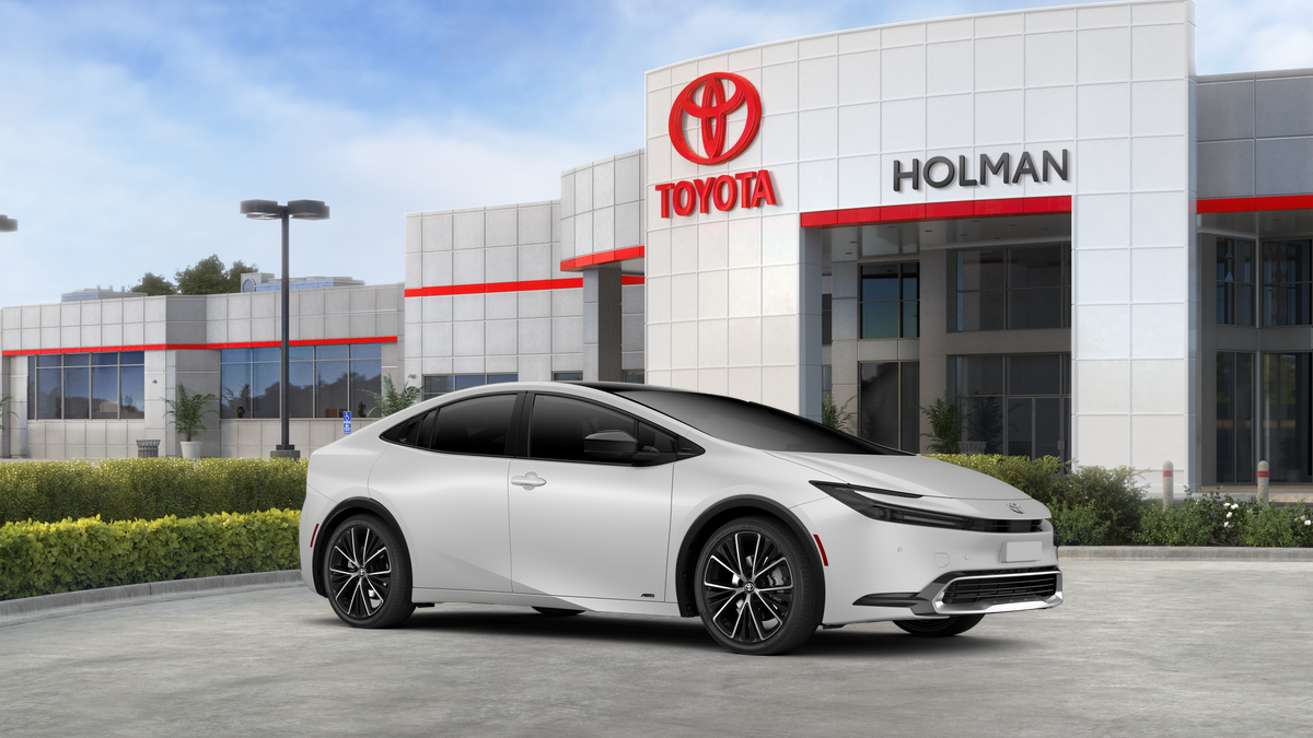 2026 Toyota Prius XLE photo 14