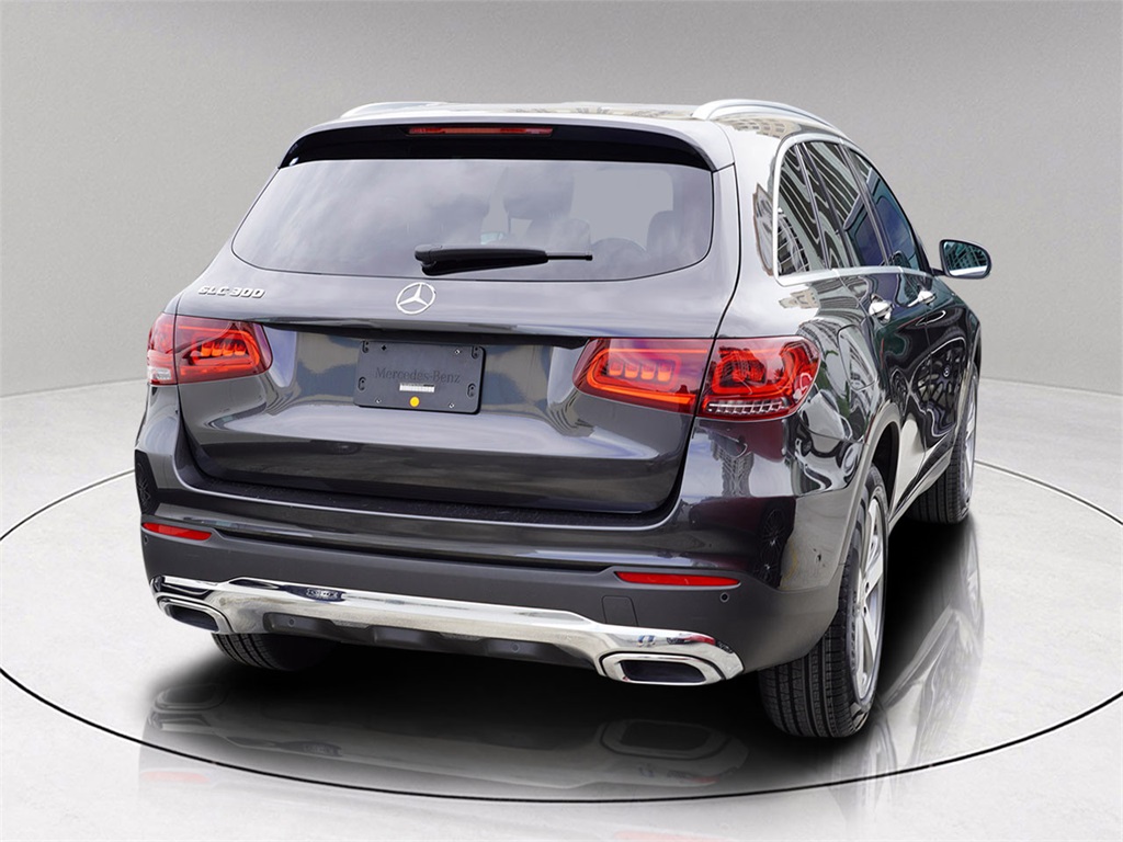 2022 Mercedes Benz GLC 300 photo 6