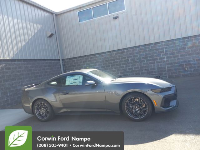 2025 Ford Mustang GT Premium photo 2