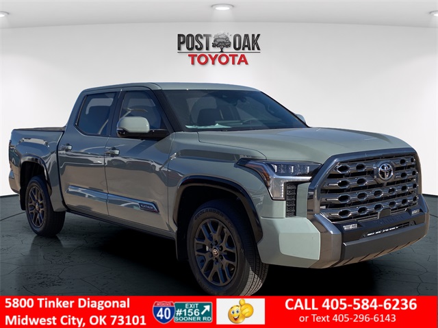 2026 Toyota Tundra Platinum's photo