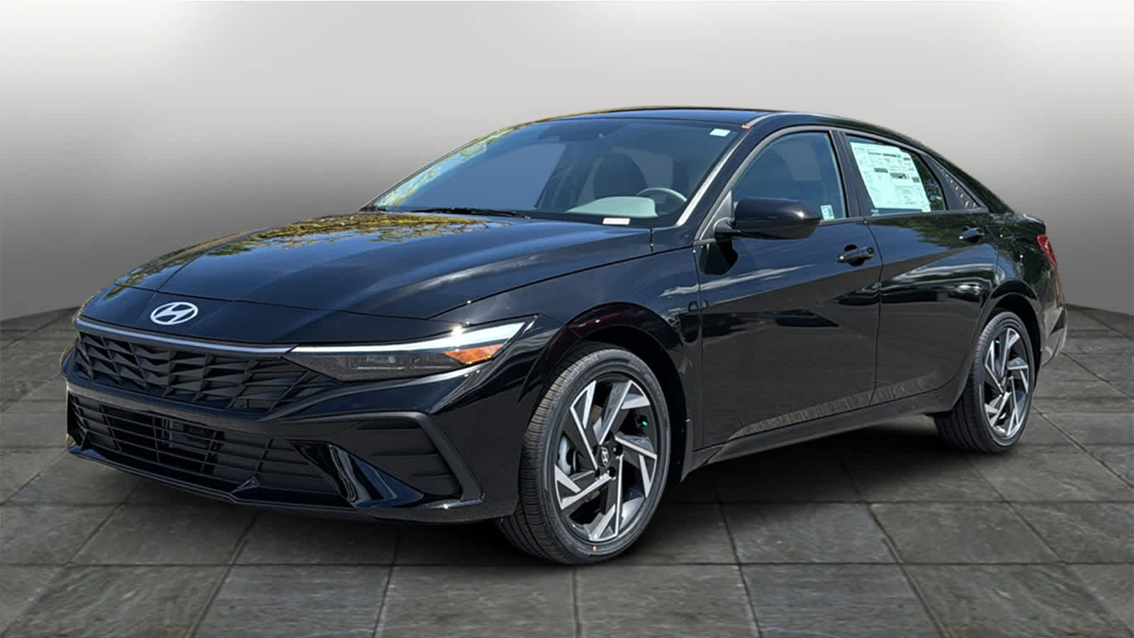 2025 Hyundai Elantra Blue's photo