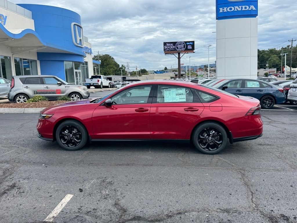 2025 Honda Accord SE photo 2