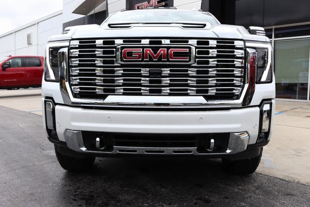 2025 Gmc Sierra 2500 HD Denali photo 2