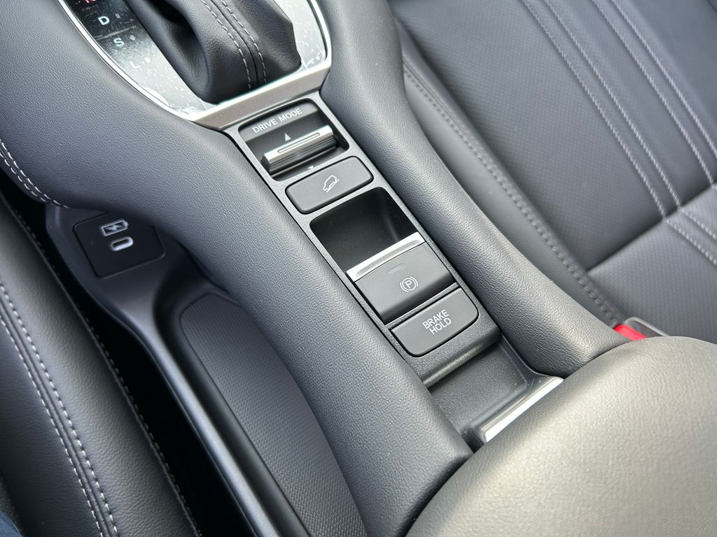 2026 Honda HR-V EX-L photo 31