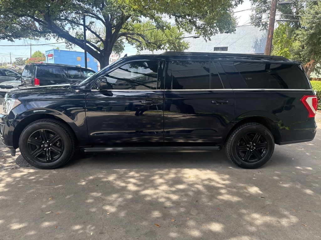2021 Ford Expedition MAX XLT photo 3