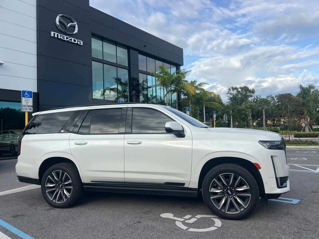 2022 Cadillac Escalade Sport Platinum photo 4