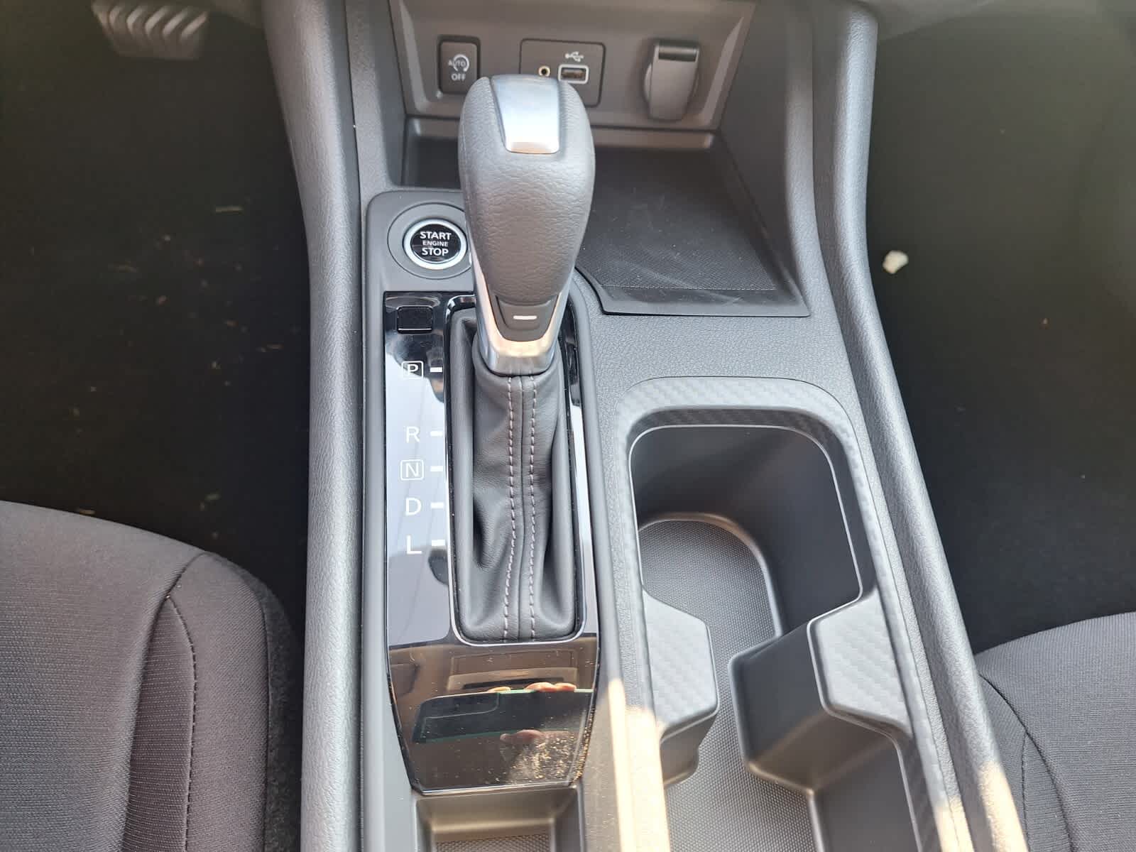 2025 Nissan Sentra S photo 17