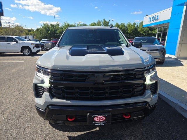 2024 Chevrolet Silverado 1500 LT Trail Boss photo 2