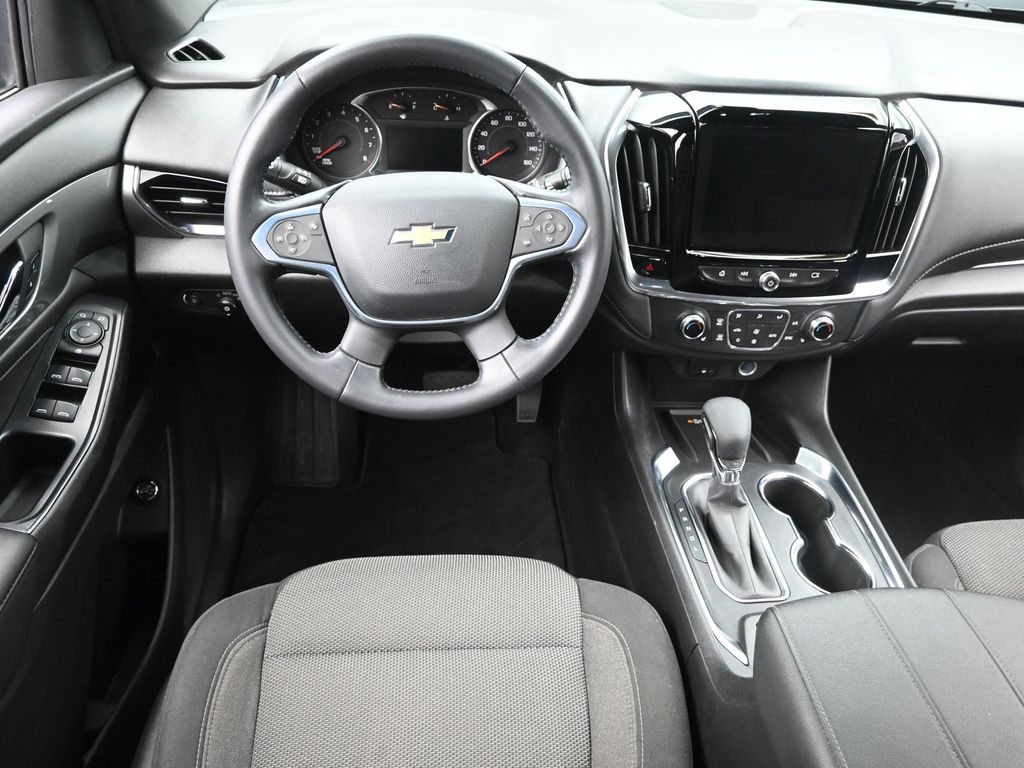 2022 Chevrolet Traverse Cloth photo 10