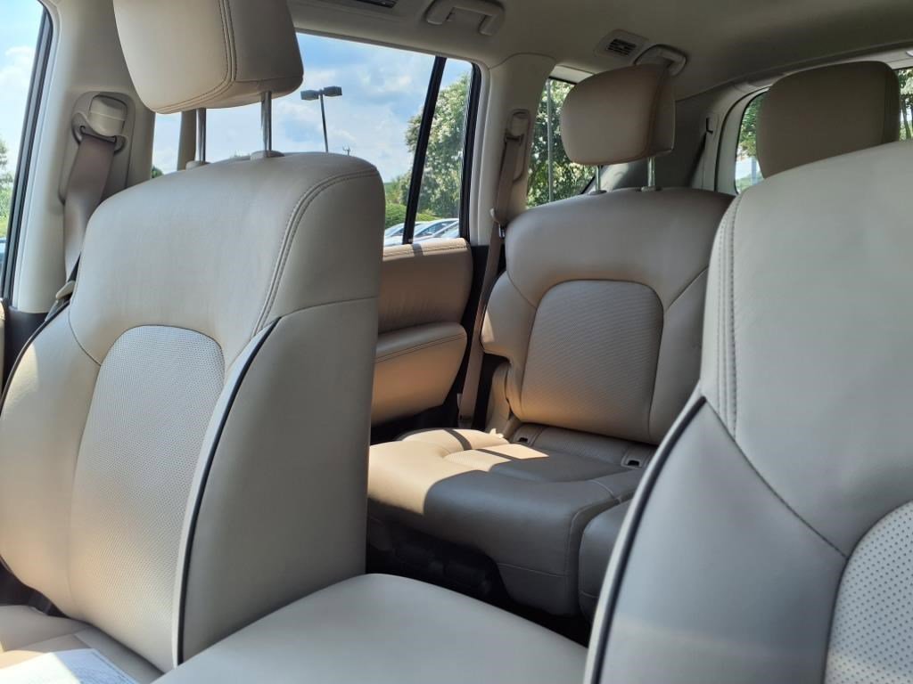 2024 Nissan Armada SL photo 23