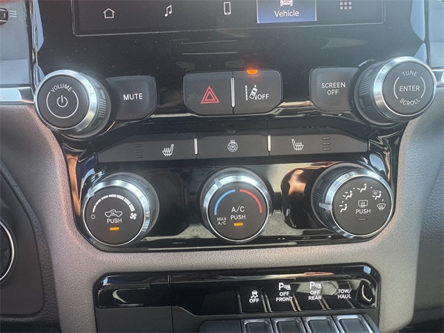 2025 Ram 1500 Big Horn photo 25