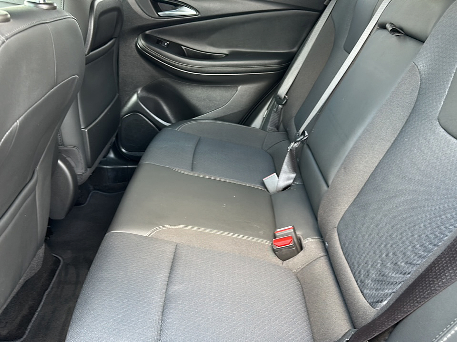 2022 Buick Encore GX Select photo 4