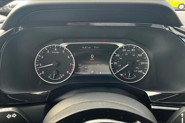 2022 Nissan Pathfinder SV photo 21