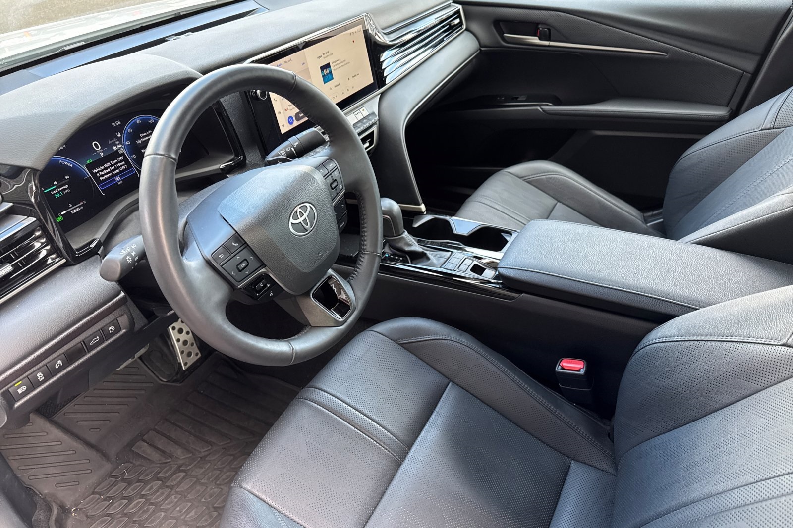 2025 Toyota Camry XSE photo 9