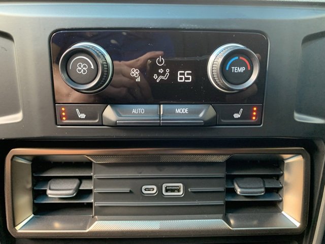 2024 Gmc Hummer EV photo 2