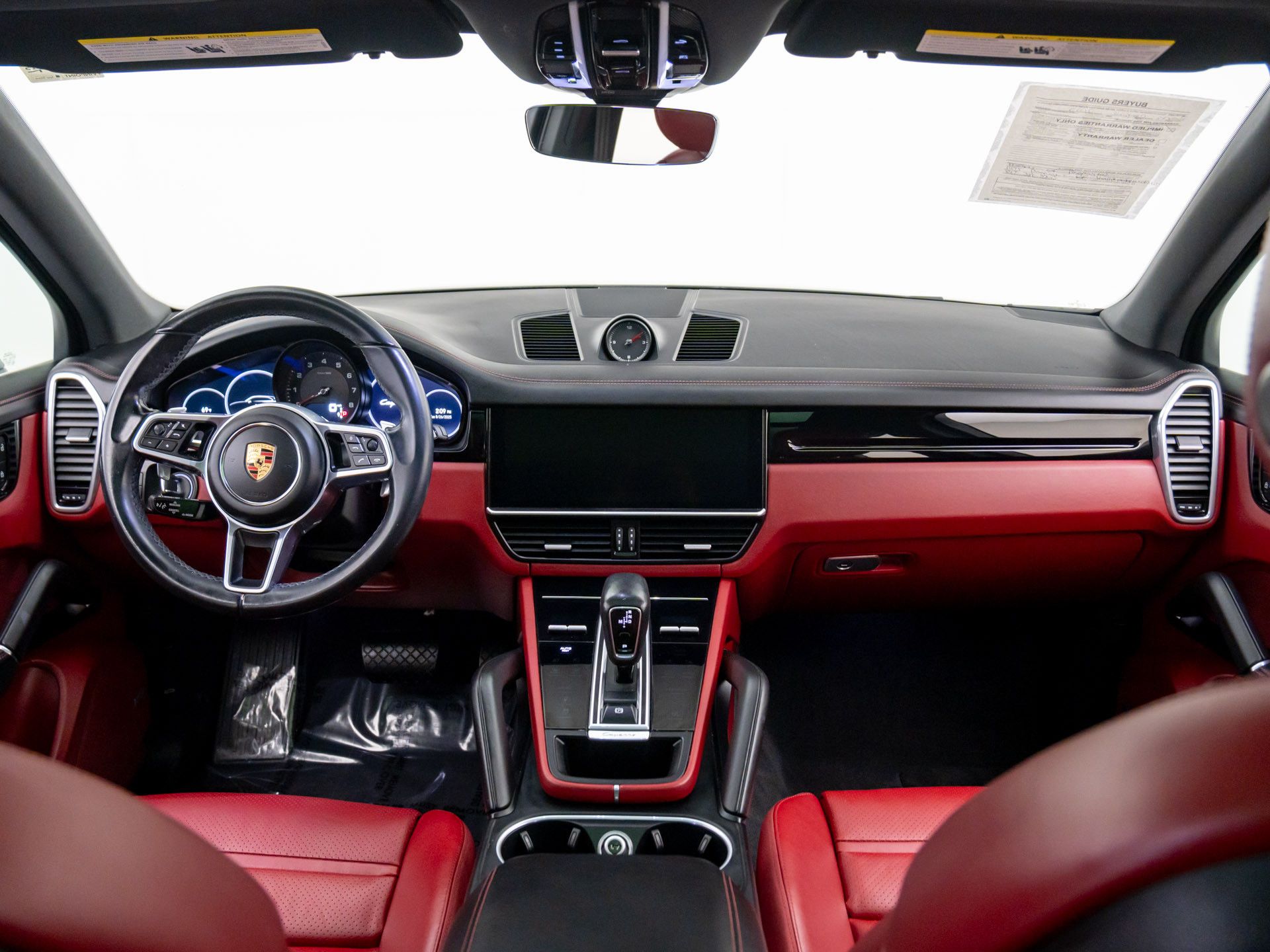 2022 Porsche Cayenne Base photo 11