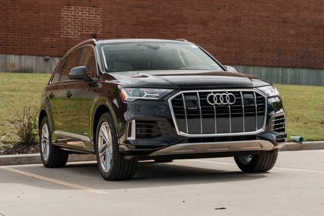 2022 Audi Q7 Premium Plus