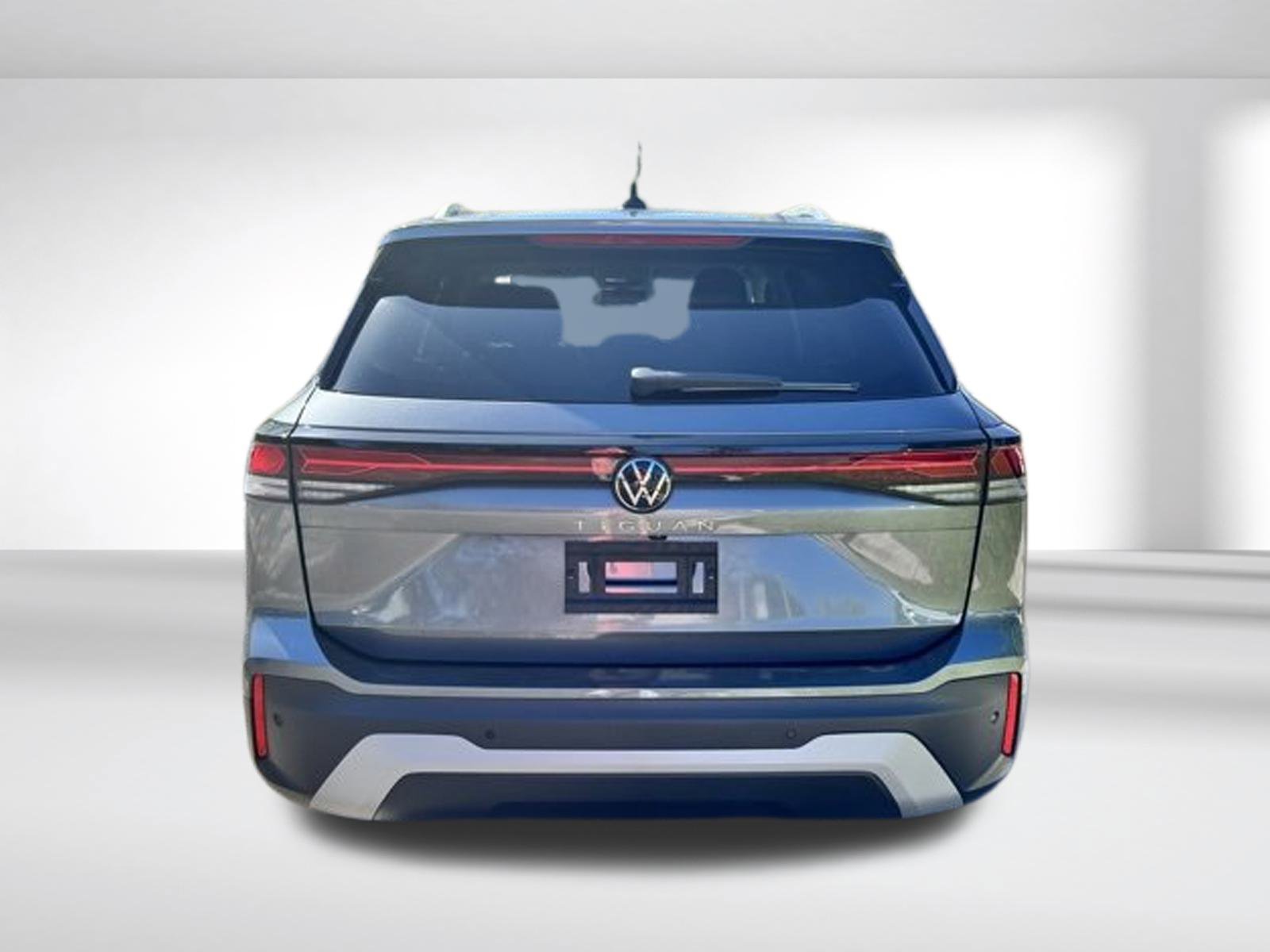2025 Volkswagen Tiguan S photo 4