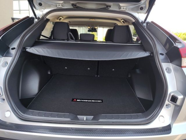 2025 Mitsubishi Eclipse Cross LE photo 24