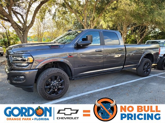 2022 RAM Ram 3500 Pickup Limited's photo